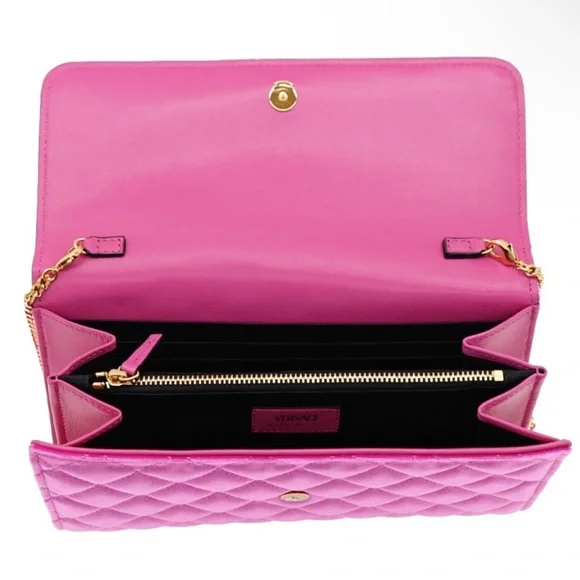 Versace La Medusa Chain crossbody velvet quilted fuchsia clutch NWT! - Picture 6 of 7